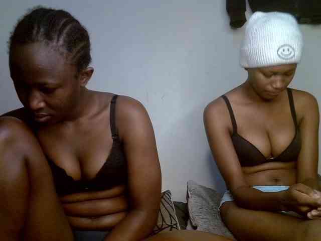 Sexyy-Duo webcam