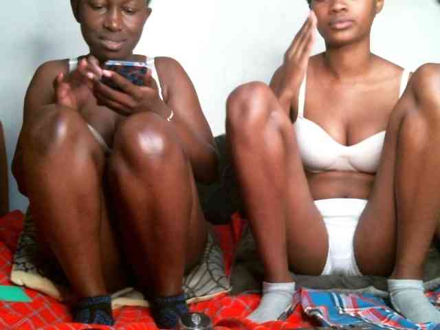 Sexyy-Duo webcam