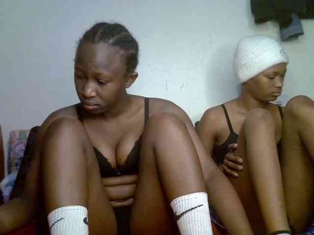 Sexyy-Duo webcam