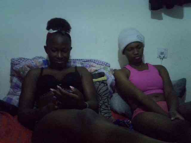 Sexyy-Duo webcam