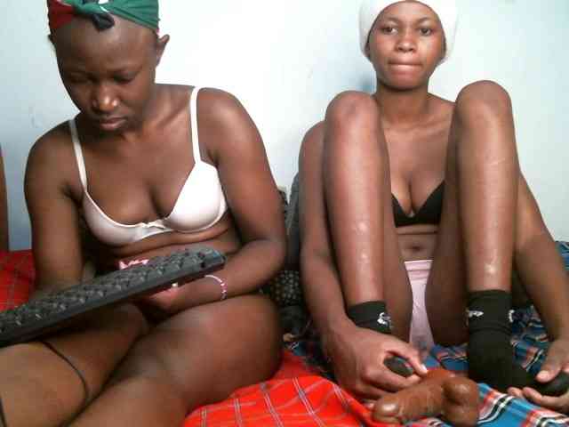 Sexyy-Duo webcam