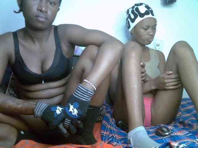 Sexyy-Duo webcam