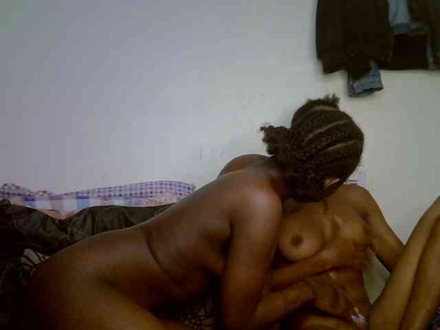 Sexyy-Duo webcam