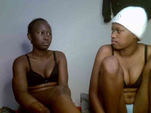Sexyy-Duo webcam