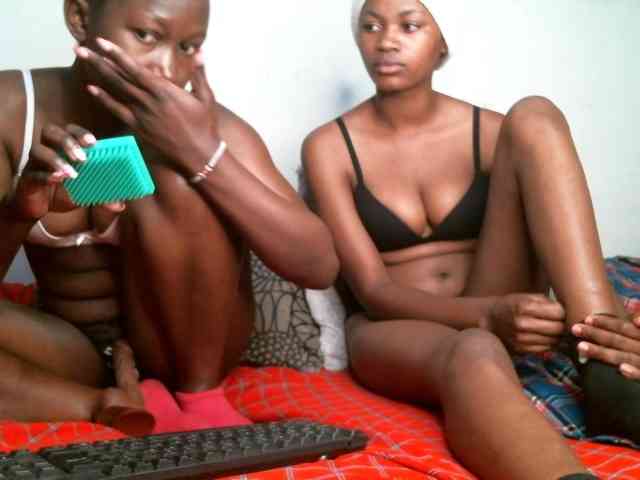 Sexyy-Duo webcam
