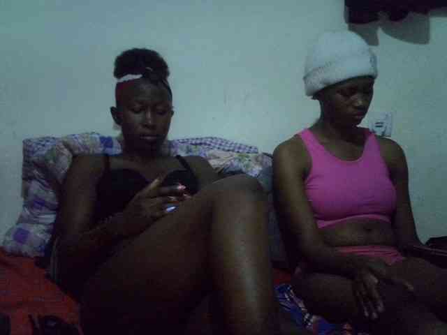 Sexyy-Duo webcam