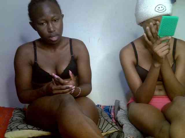 Sexyy-Duo webcam