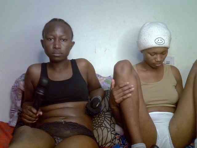 Sexyy-Duo webcam