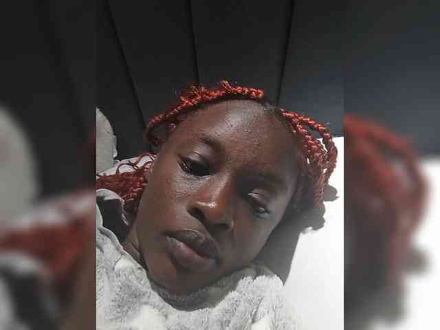 Pinkiedonna811 webcam