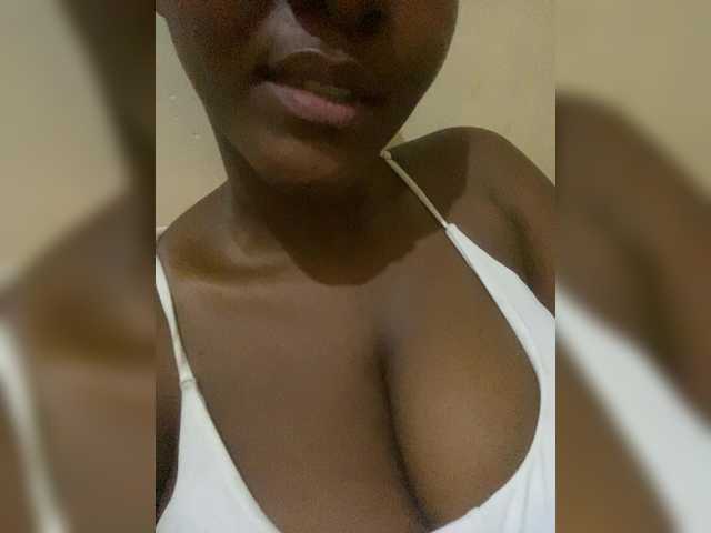 EbonySinclair live cam on BongaCams