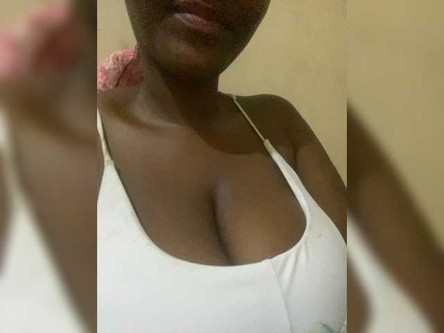 EbonySinclair live cam on BongaCams