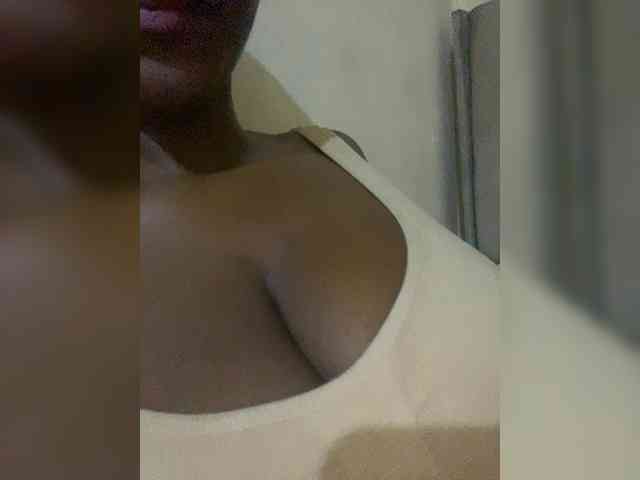 EbonySinclair webcam