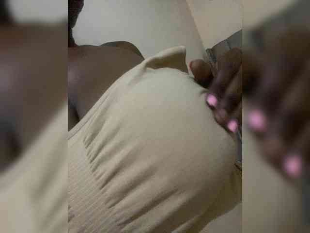 EbonySinclair webcam