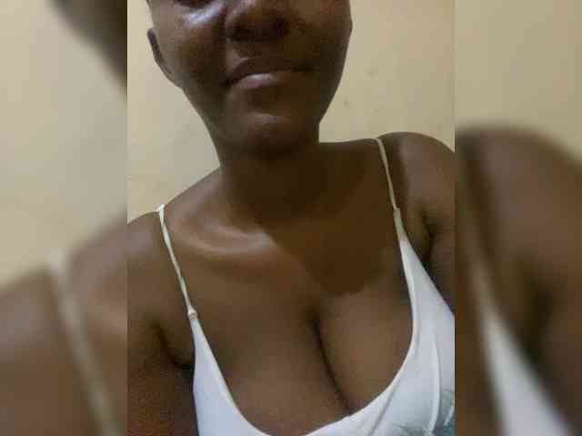 EbonySinclair webcam