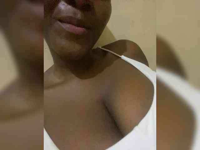 EbonySinclair webcam