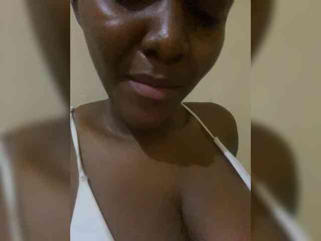 EbonySinclair webcam