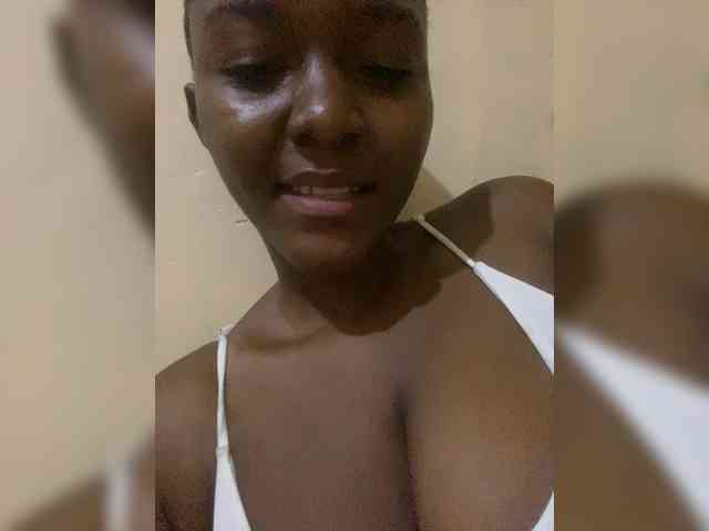 EbonySinclair webcam