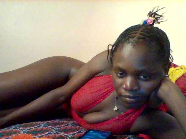Violeti, en directo ahora en BongaCams