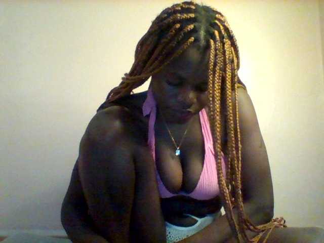Violeti live cam on BongaCams