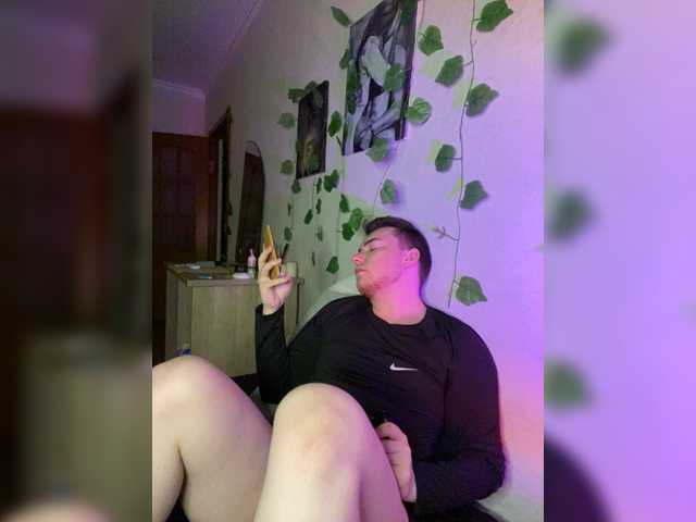 Alex12b1