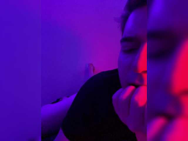 Alex12b1