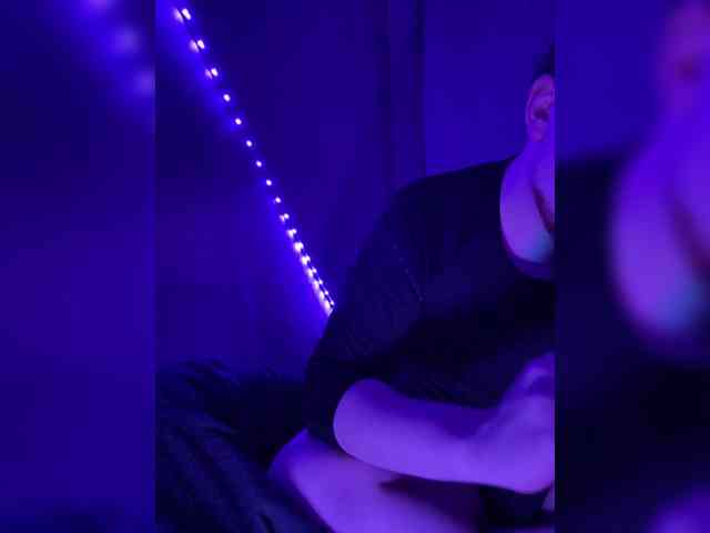 Alex12b1