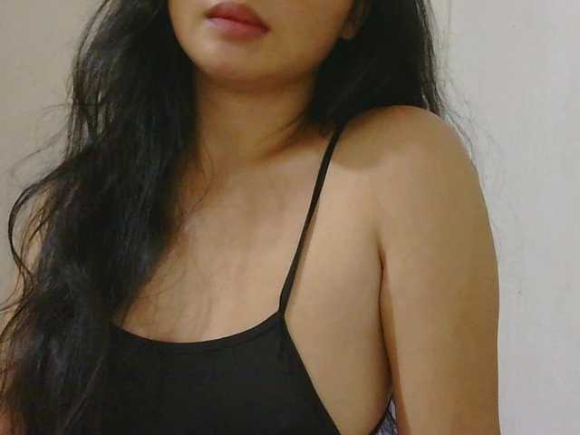 Ymae live cam on BongaCams