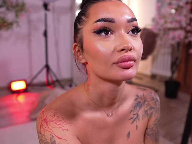 SashaFererra live cam on BongaCams