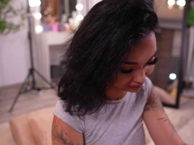 SashaFererra live cam on BongaCams
