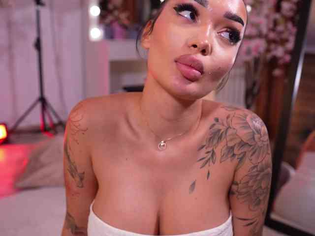 Modella: SashaFererra