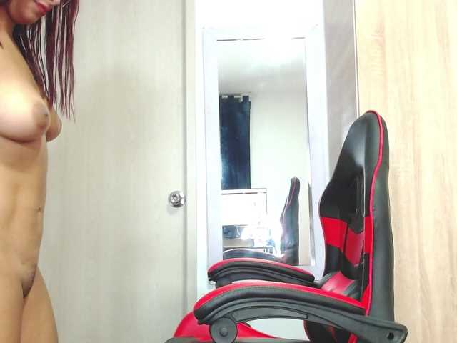 HornyCute live cam on BongaCams