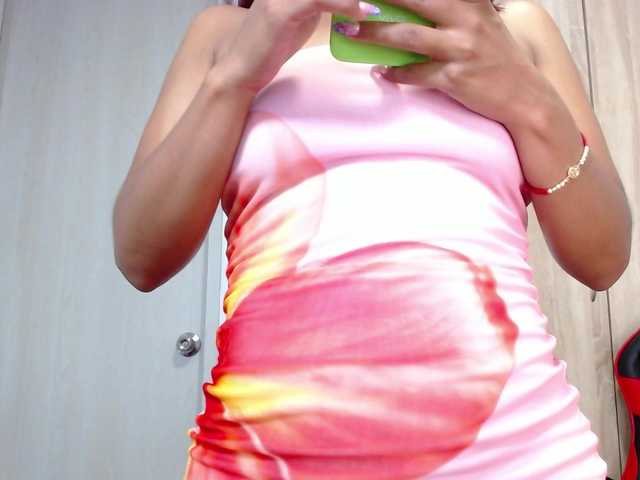 HornyCute live cam on BongaCams