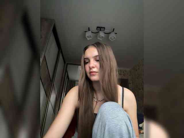Mika-Sparkle webcam