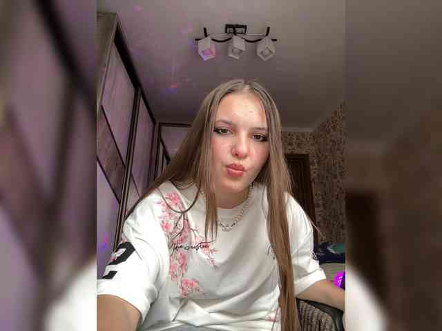 Mika-Sparkle webcam