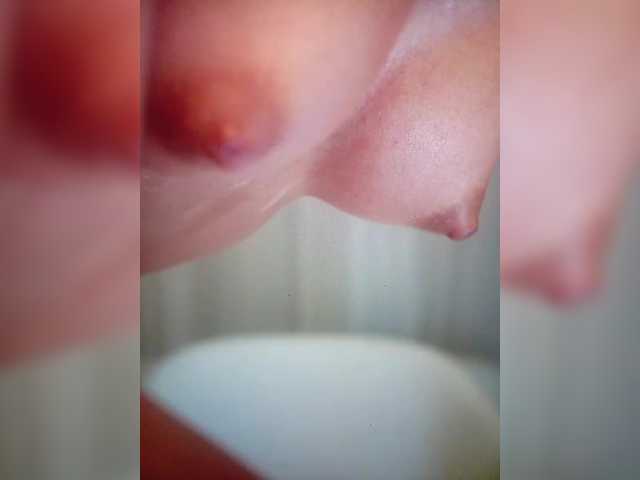Callmemama live cam on BongaCams