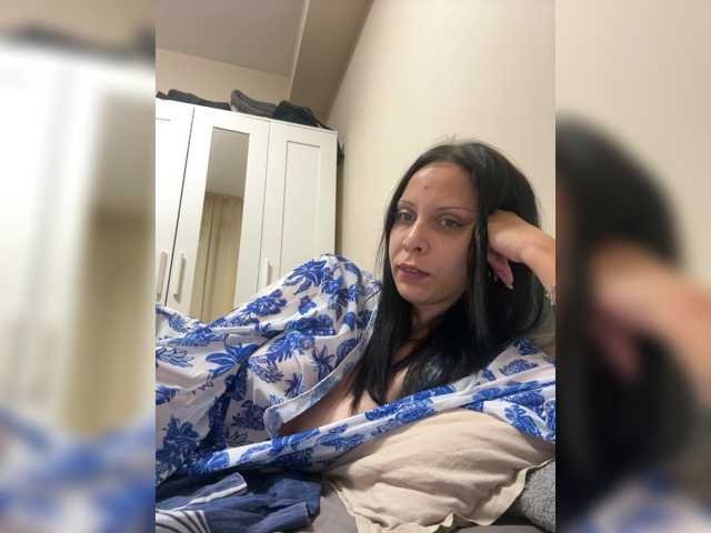 Anette779 live cam on BongaCams