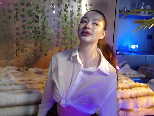 linablooom live cam on BongaCams
