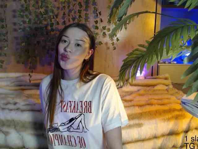 linablooom webcam