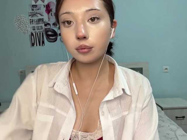 AntonettaMirto live cam on BongaCams