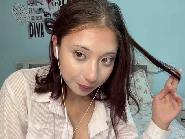 AntonettaMirto live cam on BongaCams