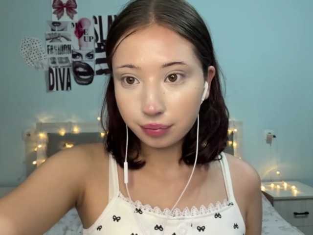 AntonettaMirto live cam on BongaCams