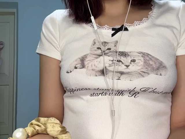 AntonettaMirto live cam on BongaCams