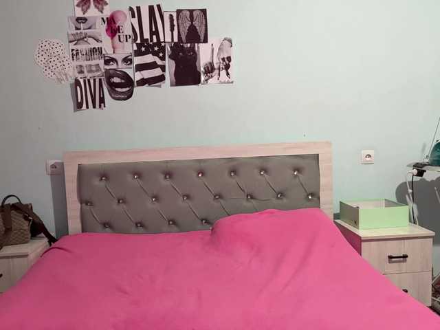 AntonettaMirto live cam on BongaCams