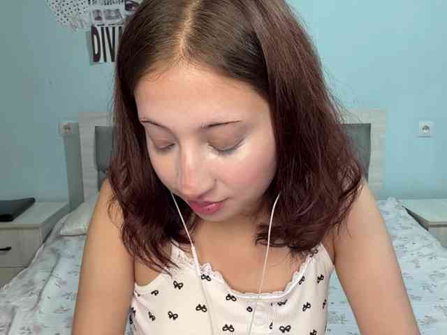 AntonettaMirto webcam