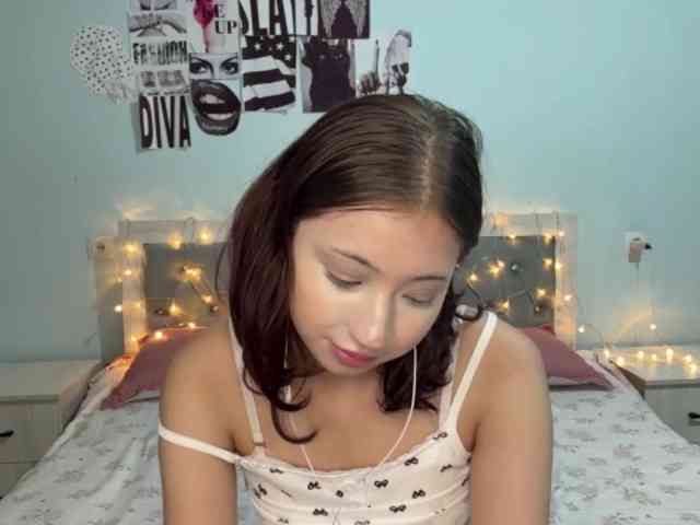AntonettaMirto webcam