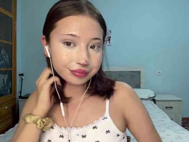 AntonettaMirto webcam