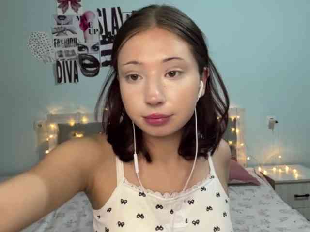 AntonettaMirto webcam
