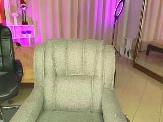 Lilith-BloomX Porn Show