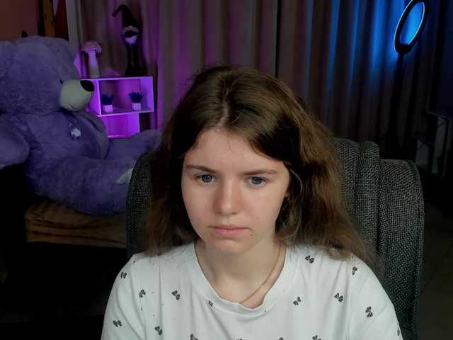 Lilith-BloomX live cam preview