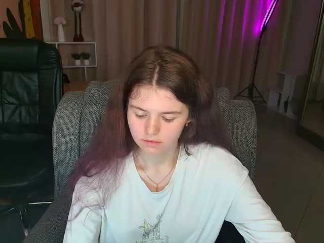 Lilith-BloomX webcam bongacams model stream image